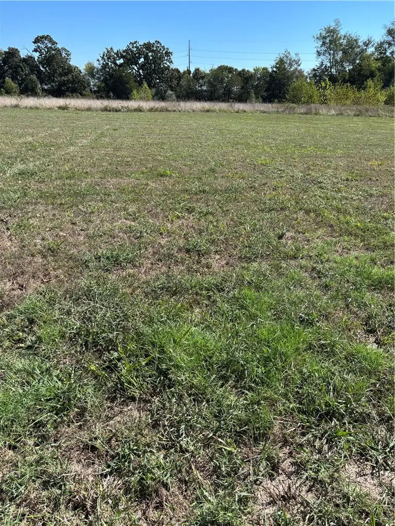 14283 N Vaughn, Highfill, AR 72713 - #1