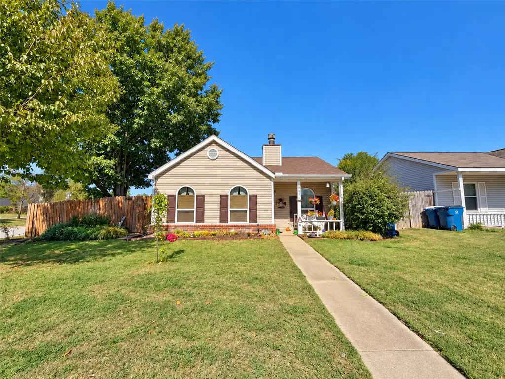 201 SE 18th Street, Bentonville, AR 72712 - #1