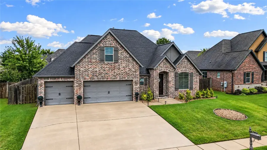 6405 S 36th Street, Rogers, AR 72758 - #2