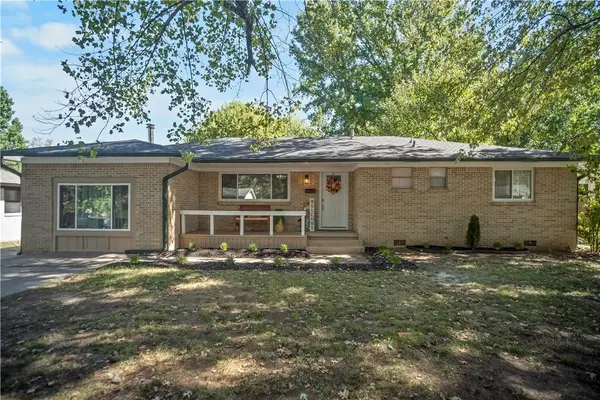 603 Lawndale Drive, Springdale, AR 72764