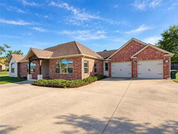 3611 E Blue Stone Drive, Fayetteville, AR 72703