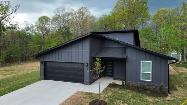4 Shetland Circle, Bella Vista, AR 72715