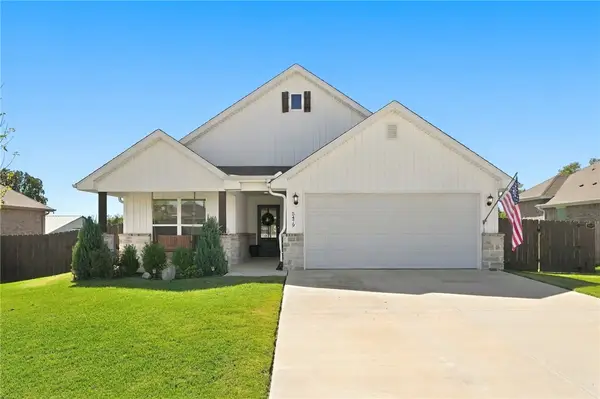 5479 Clear Springs Avenue, Springdale, AR 72762