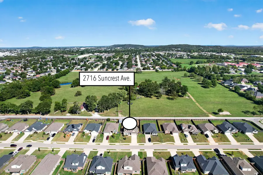 2716 Suncrest Avenue, Springdale, AR 72764 - #2