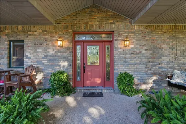 69 Lakeside Drive, Holiday Island, AR 72631