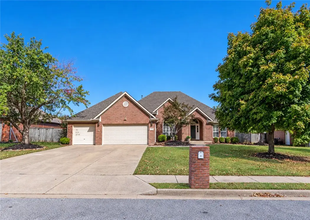 4410 Essex Cove, Springdale, AR 72762 - #1