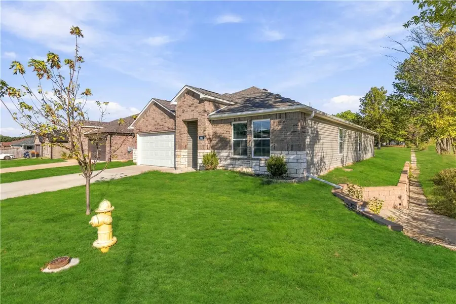 501 Cattleman Lane, Siloam Springs, AR 72761 - #2