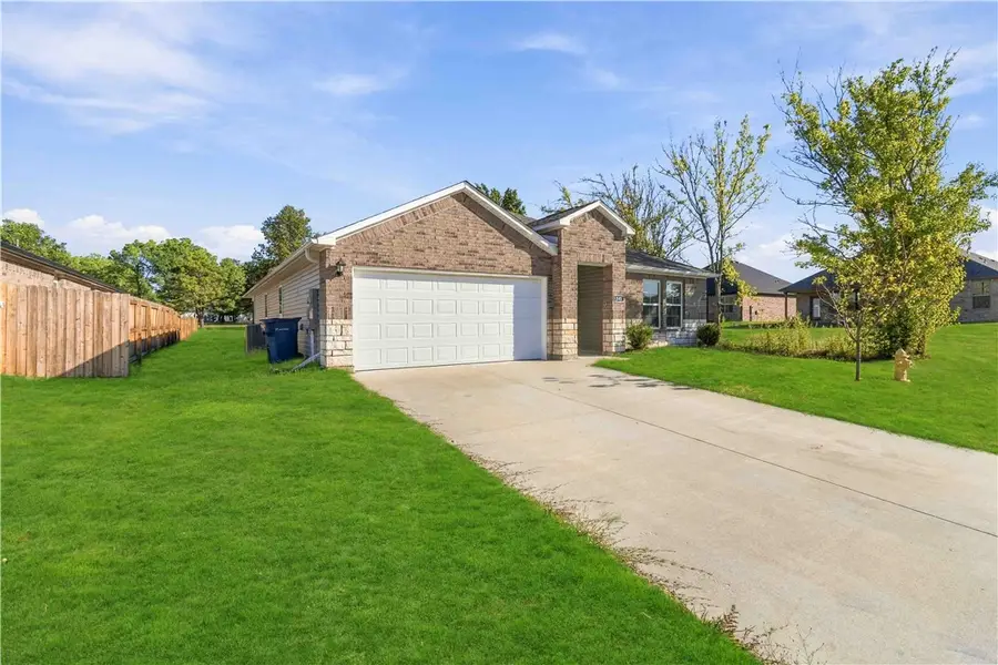 501 Cattleman Lane, Siloam Springs, AR 72761 - #3