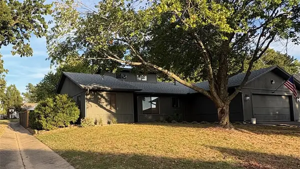 1223 Countrywood Circle, Rogers, AR 72756