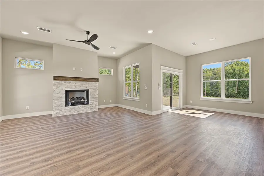 11 Boxford Circle, Bella Vista, AR 72715 - #3