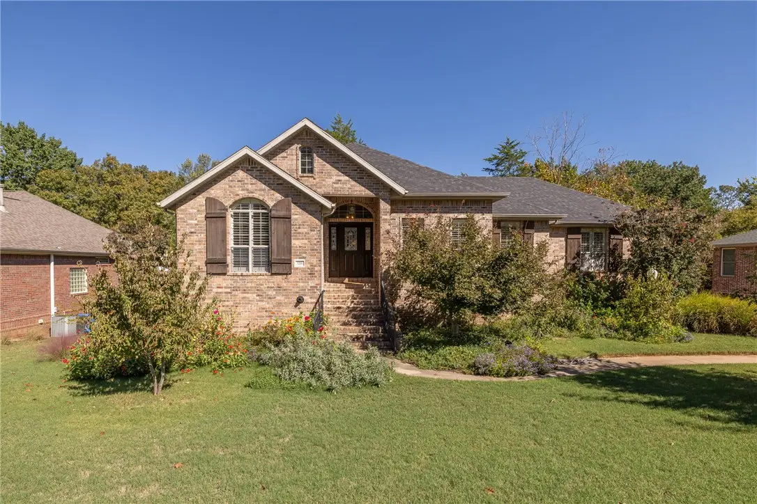 3218 E Idlewood Way, Fayetteville, AR 72703 - #1