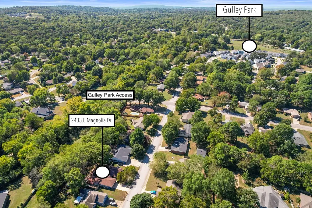 2433 E Magnolia Drive, Fayetteville, AR 72703 - #1