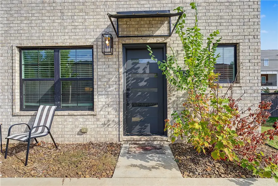 1524 W Cato Springs Road, Fayetteville, AR 72701 - #2