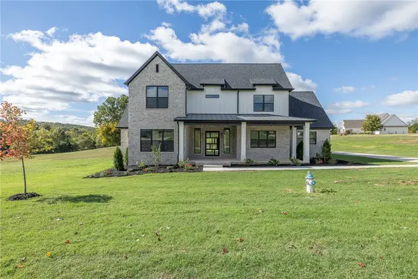 669 Knollwood Drive, Goshen, AR 72703