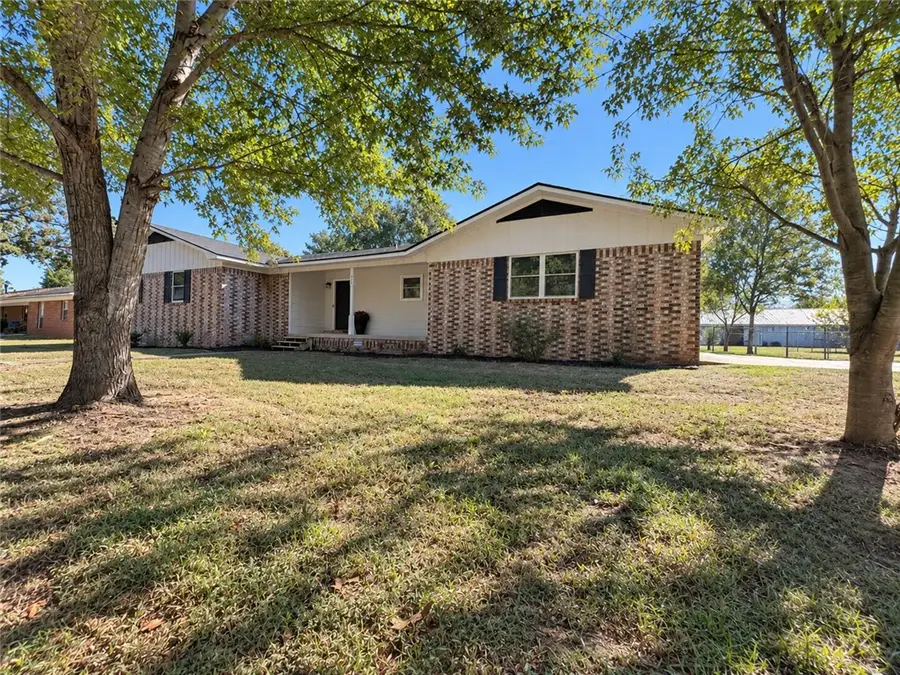404 N Joplin Avenue, Russellville, AR 72801 - #3