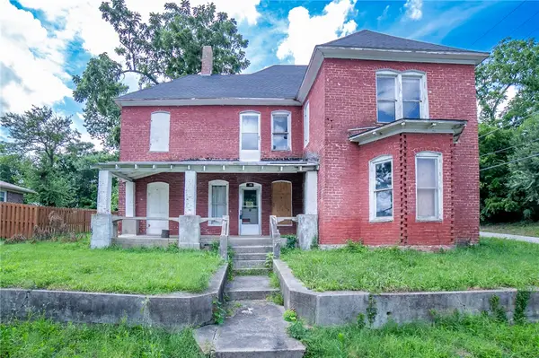 195 N A Street, Centerton, AR 72719