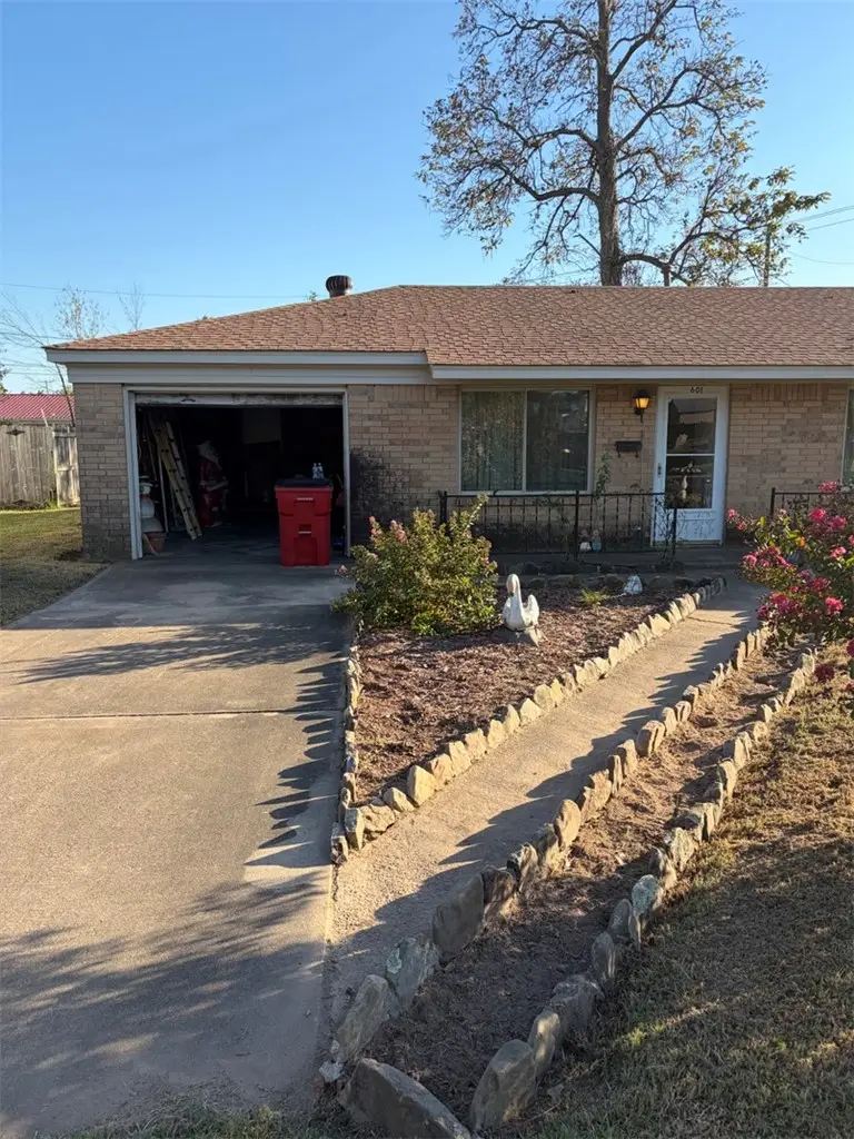 601 Green Street, Dardanelle, AR 72834 - #1