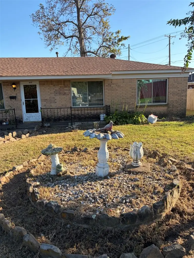 601 Green Street, Dardanelle, AR 72834 - #2