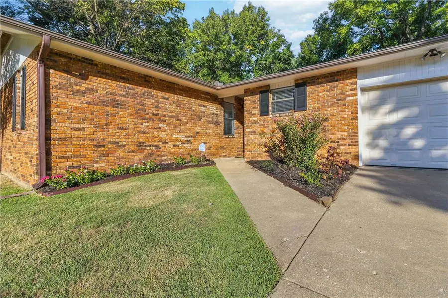 2440 E Magnolia Drive, Fayetteville, AR 72703 - #3