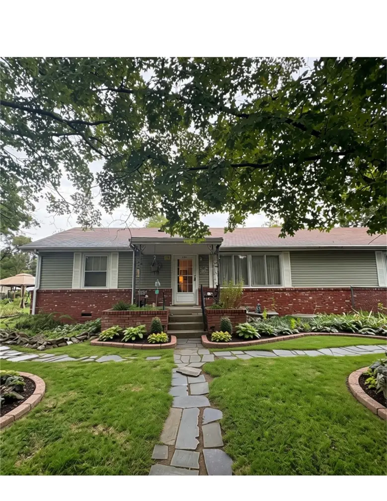 2147 E Laurel Street, Joplin, MO 64801 - #2