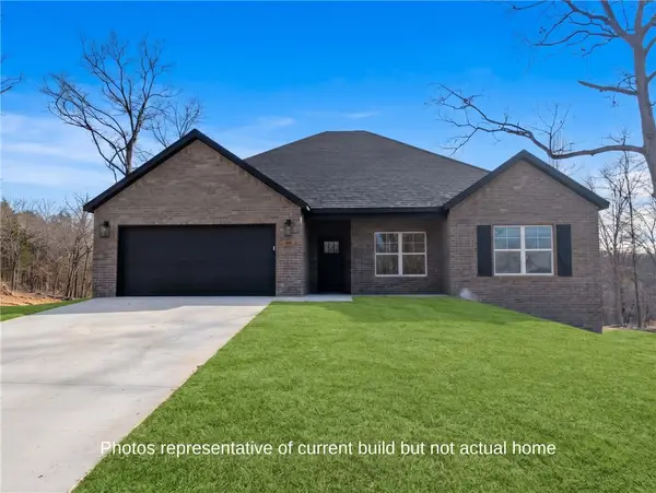 18 Spennymoor Drive, Bella Vista, AR 72714