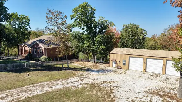 16240 Kostner Drive, Rogers, AR 72756