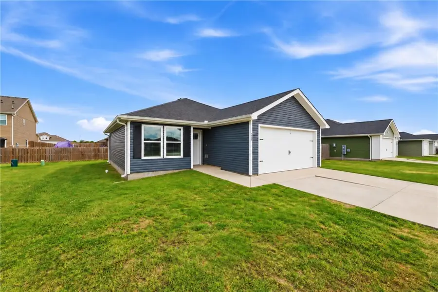 805 Parrot Lane, Siloam Springs, AR 72761 - #3