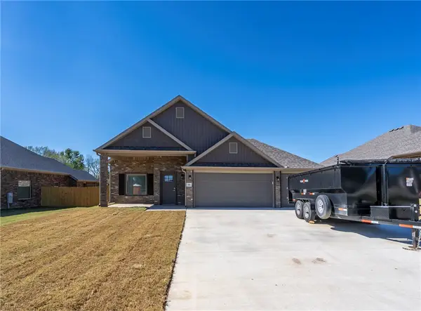 829 S Mitchell Avenue, Lincoln, AR 72744