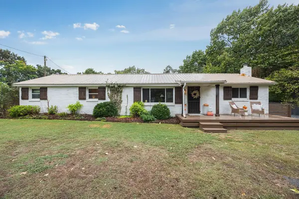 3031 N Adams Road, Fayetteville, AR 72704