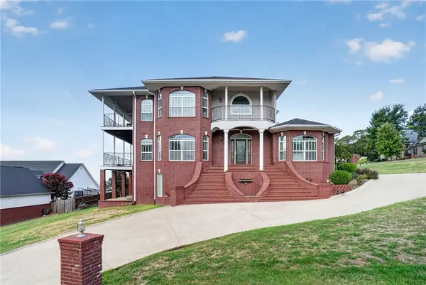 185 Grand Vista Drive, Russellville, AR 72802