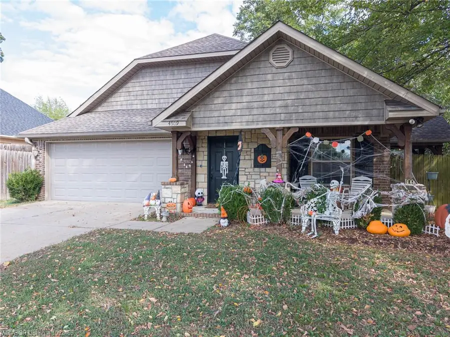 4809 S 27th Street, Fort Smith, AR 72901 - #2