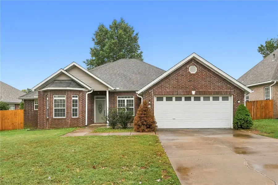 5704 W Stoney Creek Drive, Rogers, AR 72758 - #2