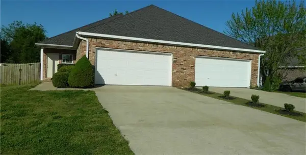103-105 Dakota Trail, Farmington, AR 72730
