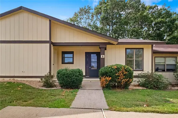 8 Eleanor Lane, Bella Vista, AR 72714