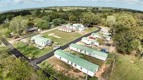 440, 470, 484 N Larmon, Colcord, OK 74338