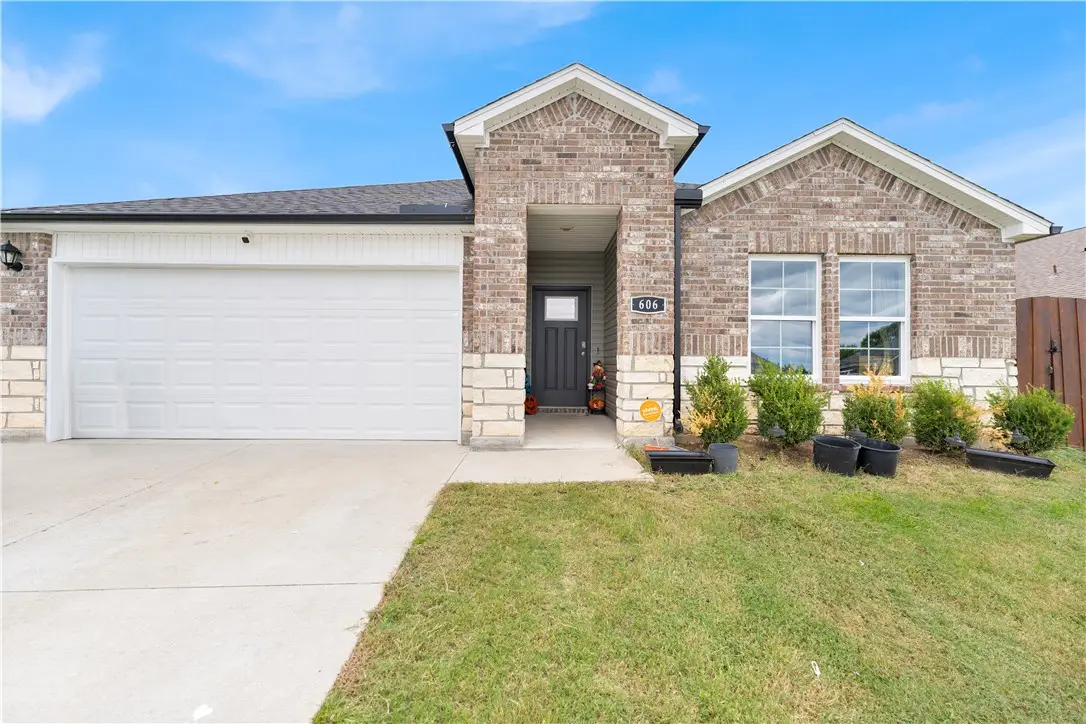 606 Dusty Lane, Siloam Springs, AR 72761 - #1