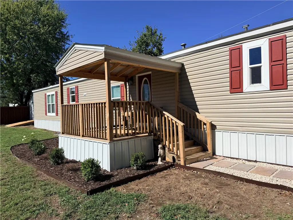 165 E Kirby Street, Colcord, OK 74338 - #1