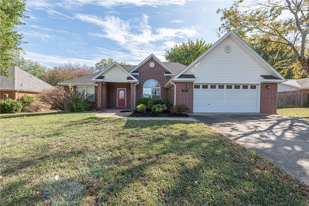 1714 N High Avenue, Fayetteville, AR 72704 - #1