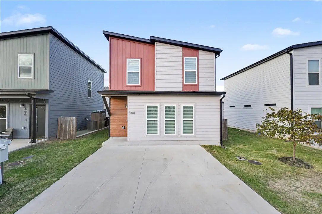 900 Massachusetts Avenue, Bentonville, AR 72713 - #1