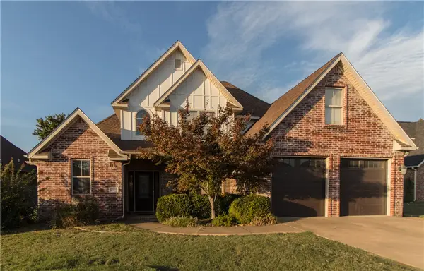 1705 W Cunningham Avenue, Rogers, AR 72758