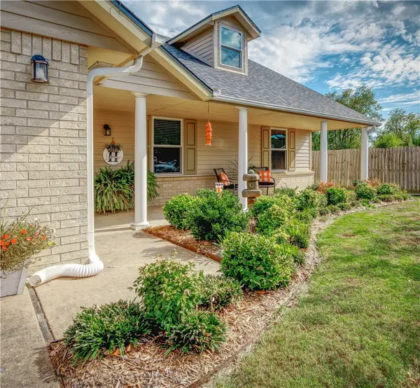 1111 N 34th Street, Rogers, AR 72756