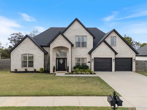 1910 Sunrise Circle, Centerton, AR 72719