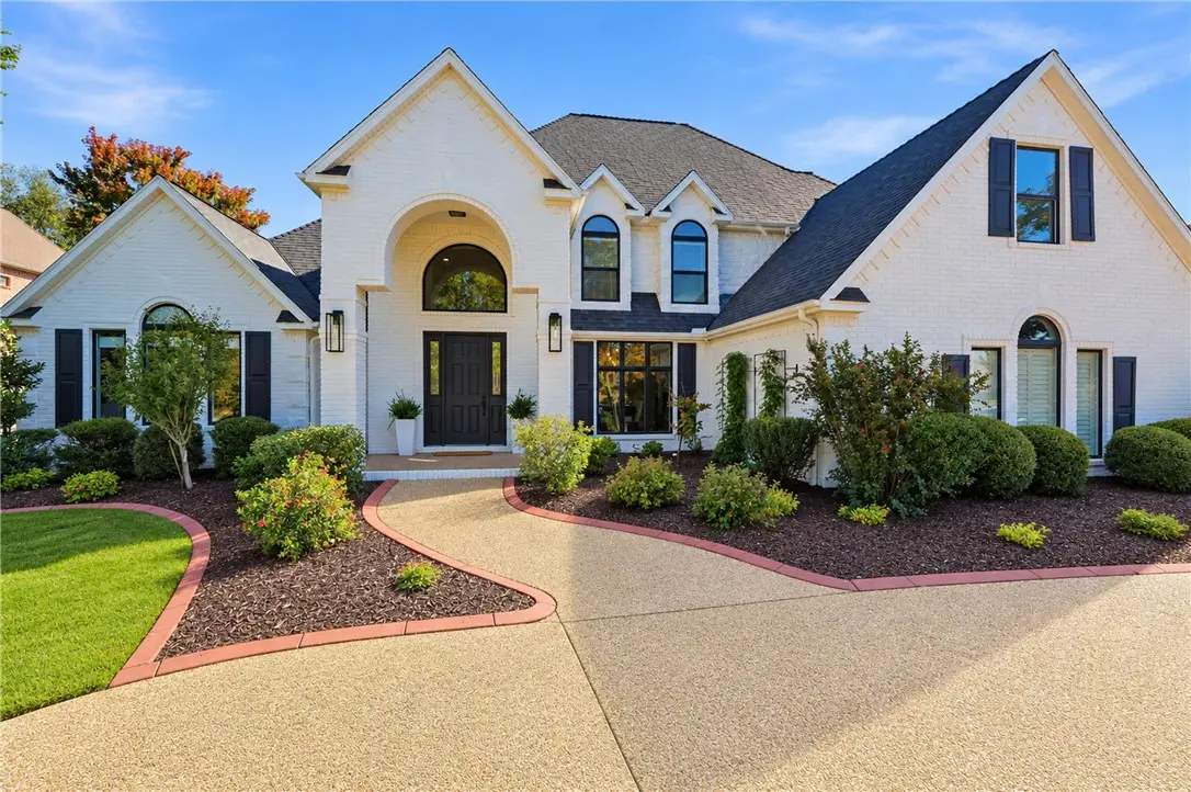 11 S Sherwood Drive, Rogers, AR 72758 - #1