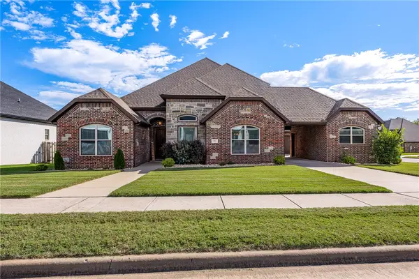 1001 Osage View Drive, Bentonville, AR 72713
