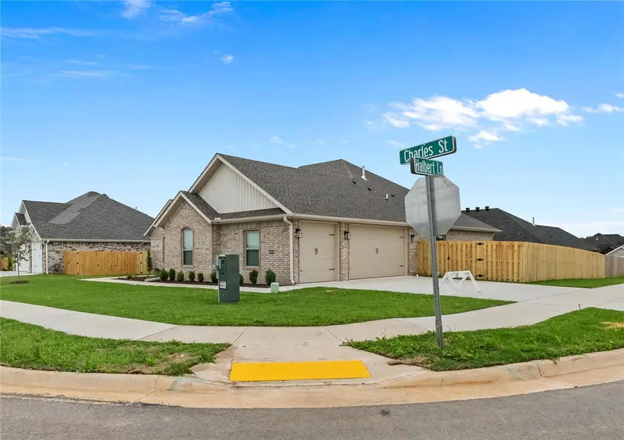 2200 Charles Street, Pea Ridge, AR 72751 - #3