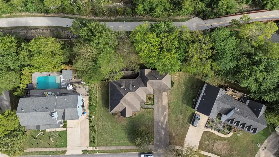 3138 Warwick Drive, Fayetteville, AR 72703 - #3
