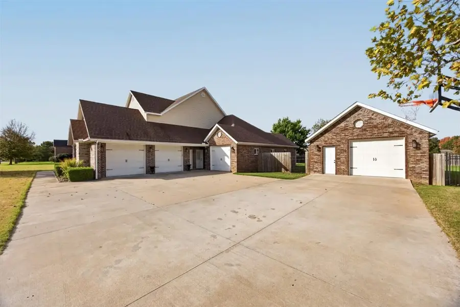 209 Ohara Lane, Elm Springs, AR 72762 - #3