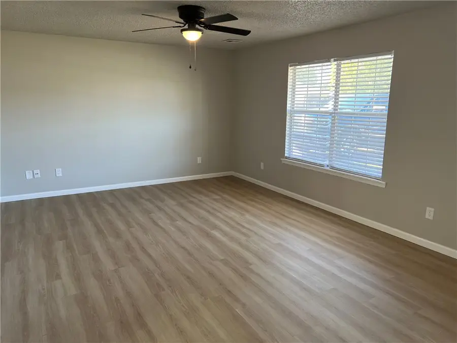 1409 SE O Street #A/B, Bentonville, AR 72712 - #3