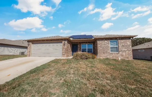 146 Worley Street, Huntsville, AR 72740