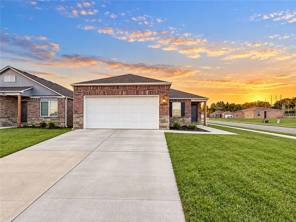 5528 Steamboat Avenue, Springdale, AR 72764 - #1